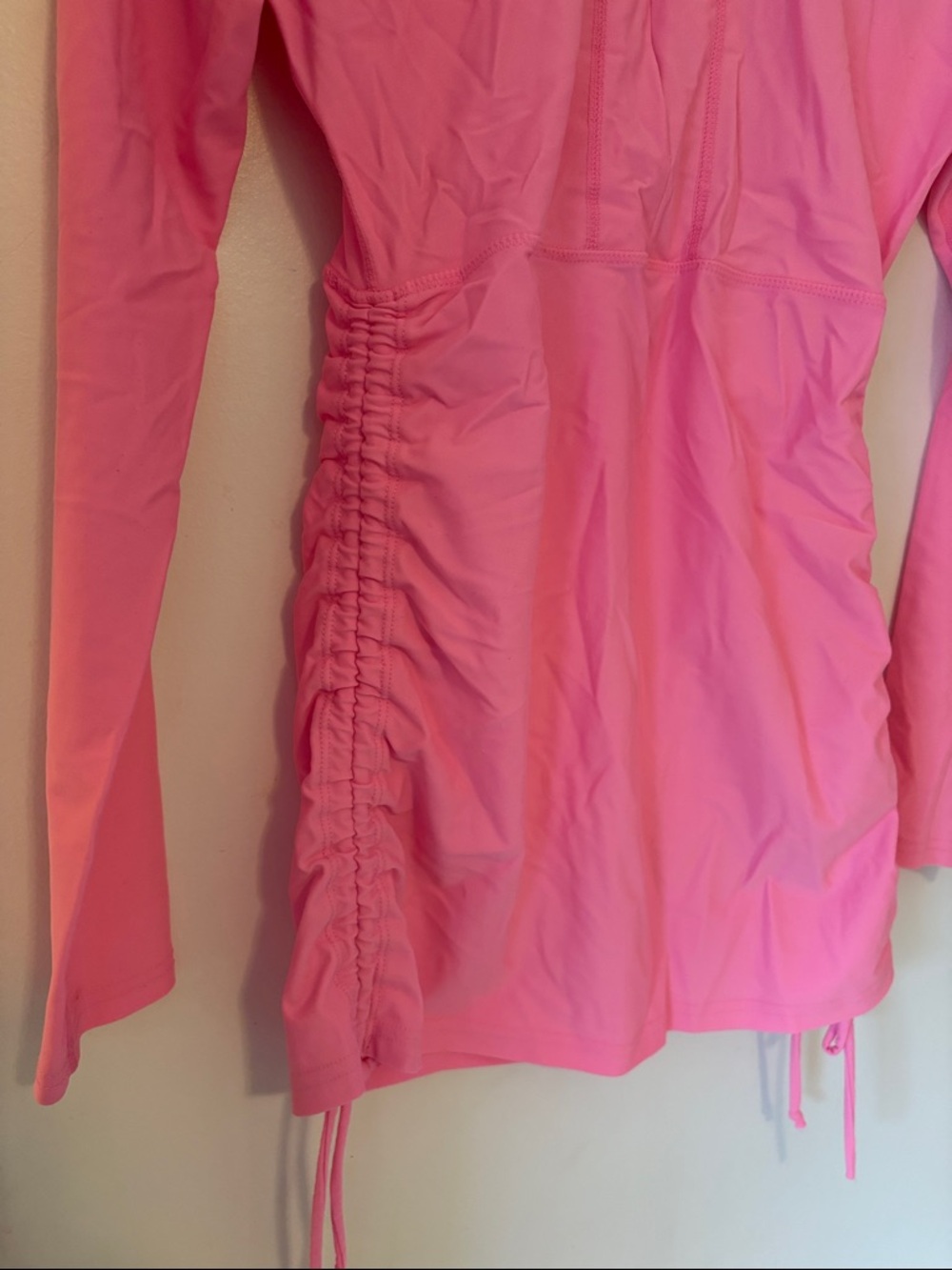 Tesla Women's Long Sleeve Pink Zip-Front Cinch Swim Top - Picture 5 of 9